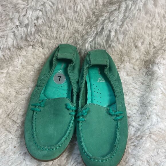 Hush Puppies Women's HPO2 FLEX Mint Green Leather Slip-On flats Medium Moyen SZ7 - Picture 3 of 9